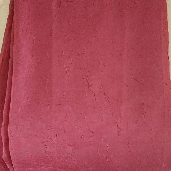 Window Scarf - Picture 2 of 3